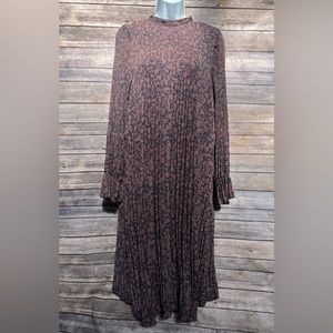 Primark brown/black patterned pleated dress size 10